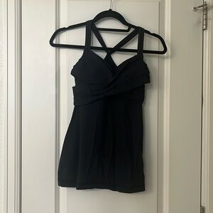 Lululemon black cross cross front tank
